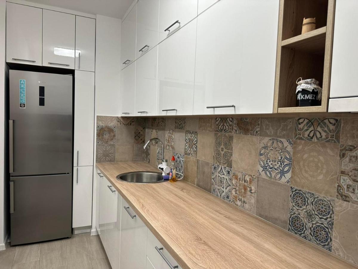 Novoureden Stan U Vitezu Apartment ภายนอก รูปภาพ